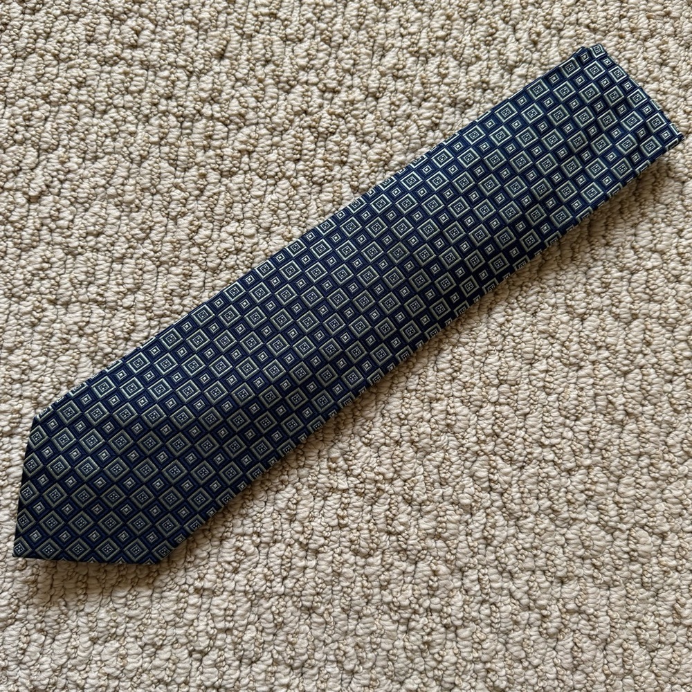 Chaps Blue and Green Silk Geometric Print  Checkered Tie - Picture 2 of 9